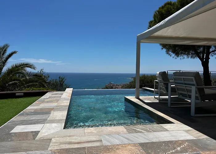 Sitges Spaces Stunning Sea View Villa, 2 Pools, Bbq